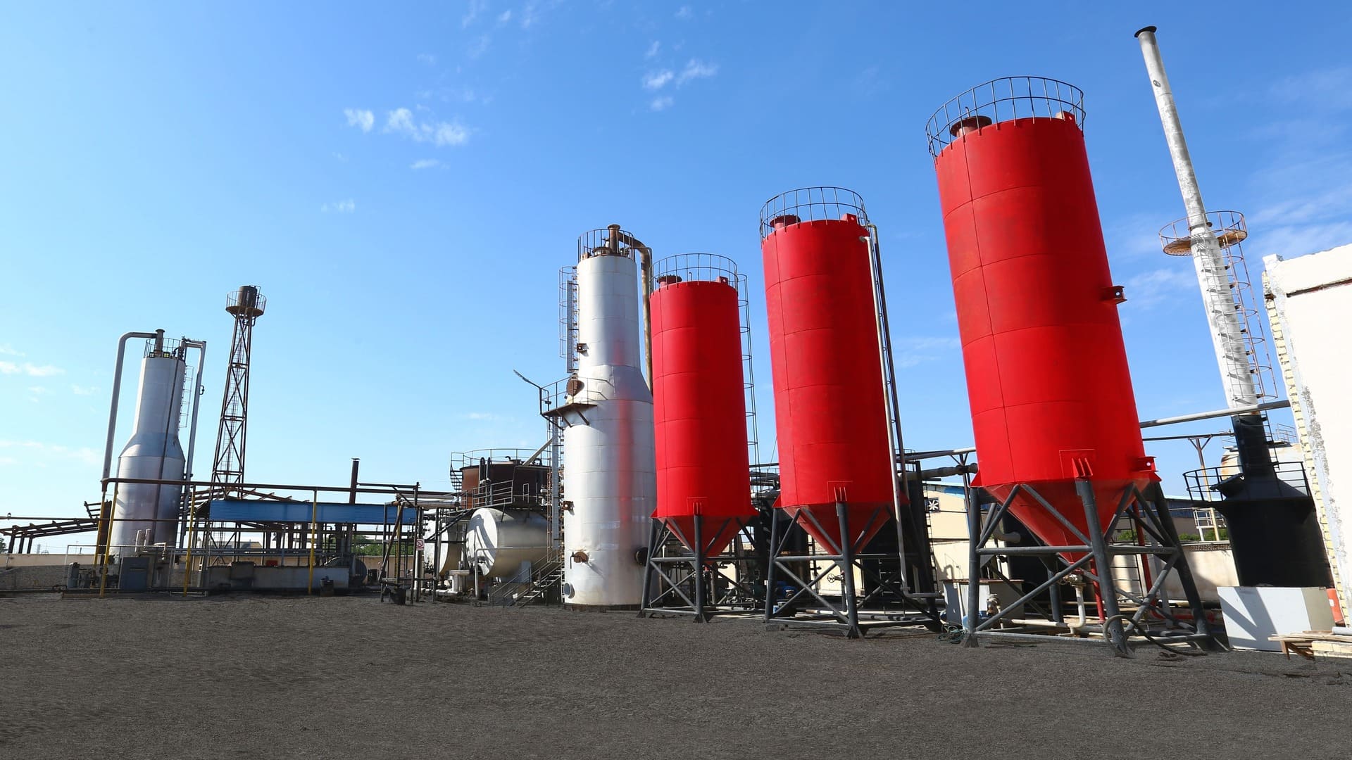 A Pioneer and Innovator in the Bitumen Production Industry A Pioneer and Innovator in the Bitumen Production Industry